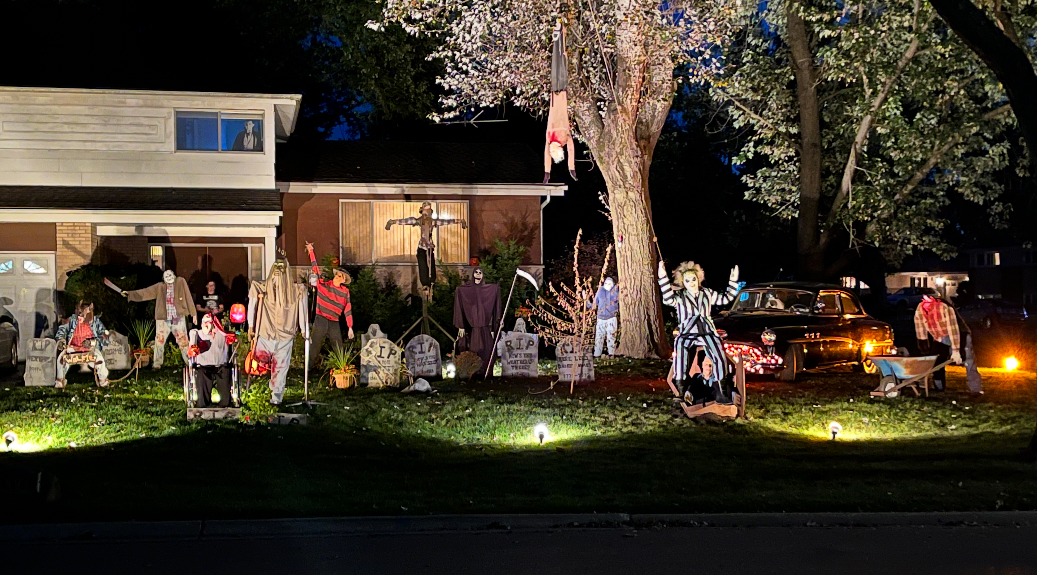 A house adorned with Halloween decorations